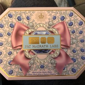 Pat McGrath holiday palette